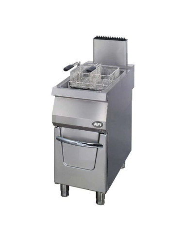 Friteuse-gaz-22-Litres-sur-placard-collin-lucy