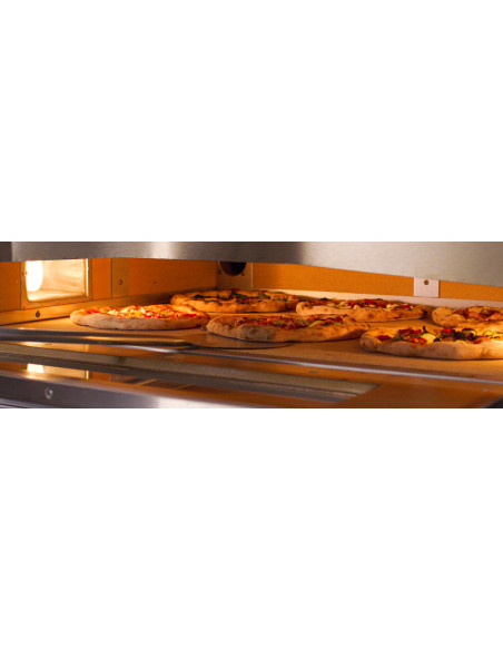 Four à pizzas Moretti Forni chambre toute en pierre